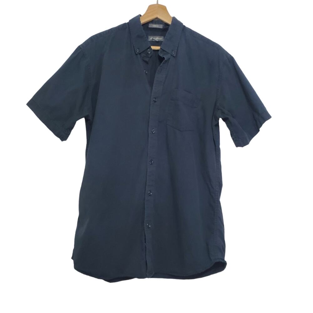 Eddie Bauer MEDIUM Classic Fit Navy Blue Button Up Short Sleeve Shirt Indie